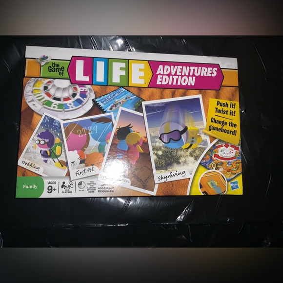 Hasbro, the Game of LIFE ADVENTURES EDITION, FAMILY AGES 9+, 2-6 PLAYERS, (NIB) - Picture 1 of 2